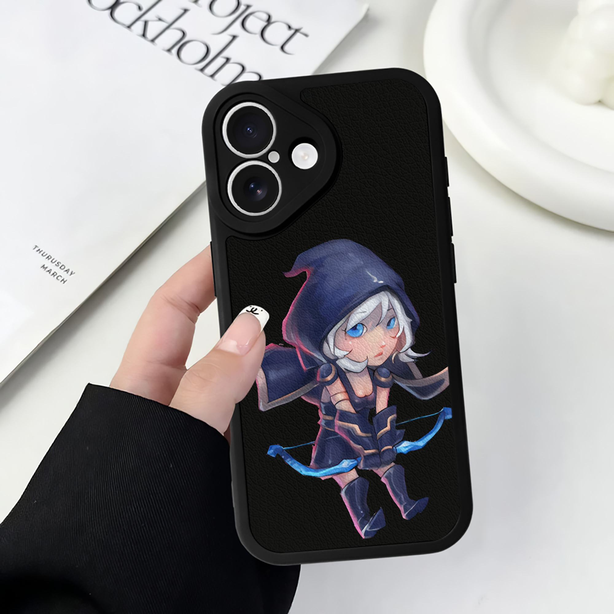 （画像用） リーグ・オブ・レジェンド League of Legends LOL 【iPhone 16シリーズ対応】シリコンスマホケース（レザー調） 材質：シリコン